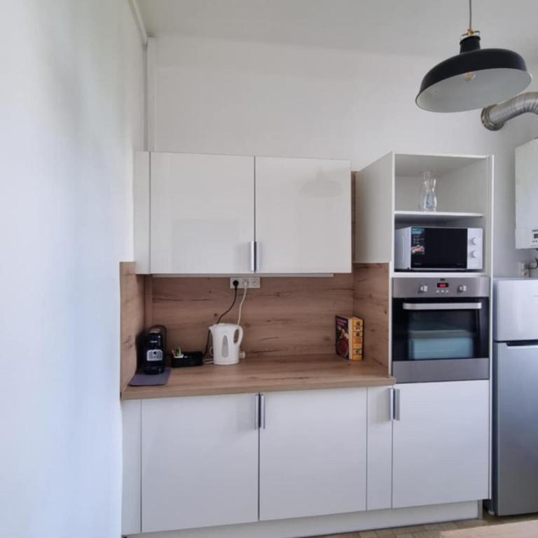 Appartement T5 rénové centre ville - Apartment mit 3 Schlafzimmern - 22