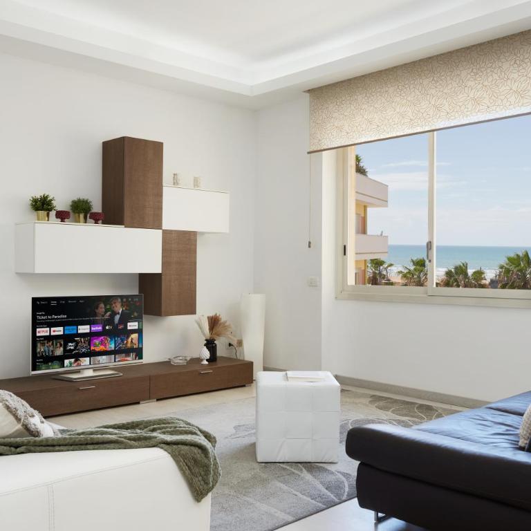 LunaNera Suite - Sea View beach at 20 mt - Three-Bedroom Superior Apartment - 4