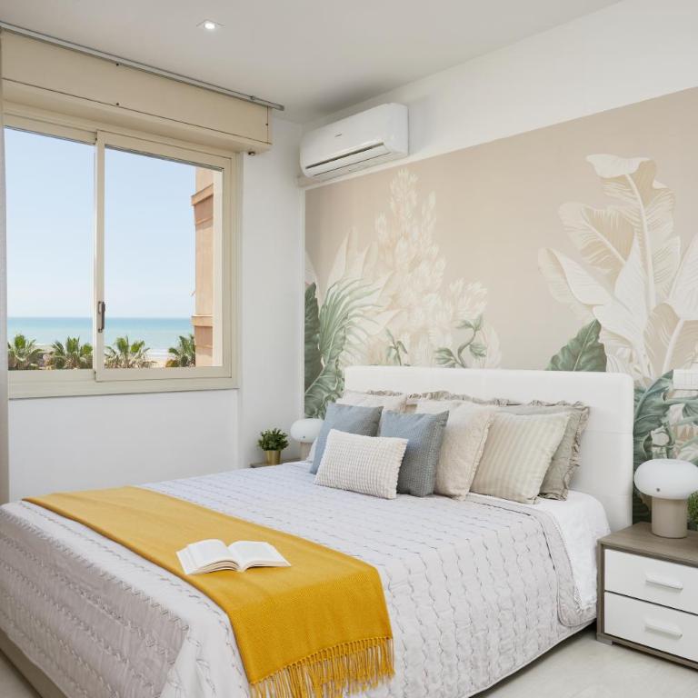 LunaNera Suite - Sea View beach at 20 mt - Three-Bedroom Superior Apartment - 14