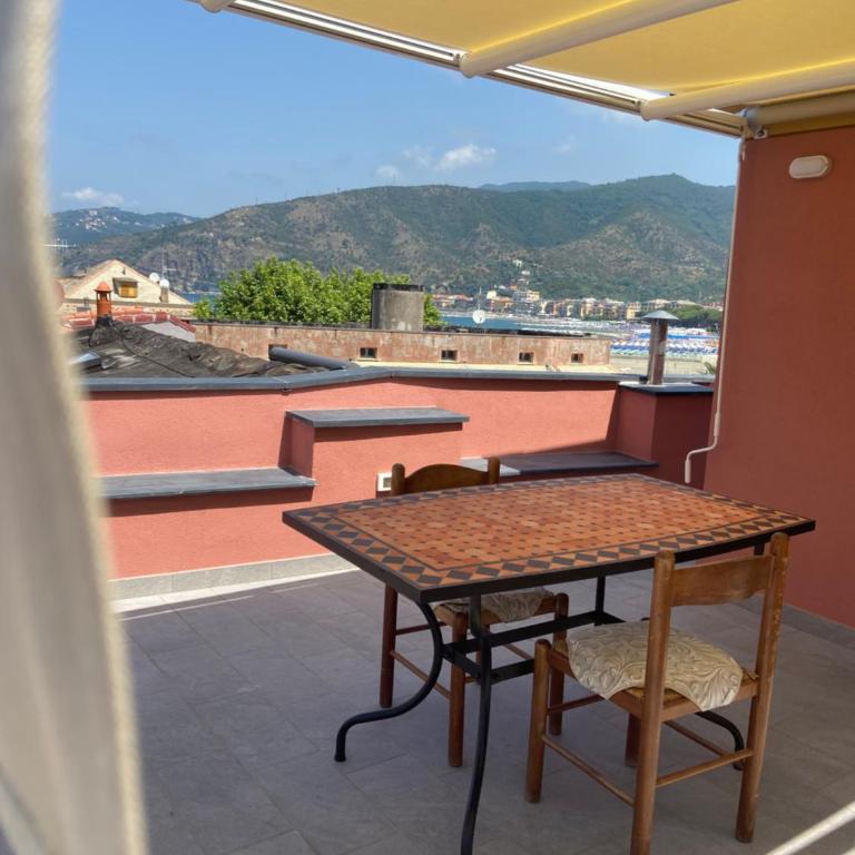 Casa Vico ai due Mari, Centro storico a soli 160metri dalla Baia del Silenzio - Two-Bedroom Apartment - 6