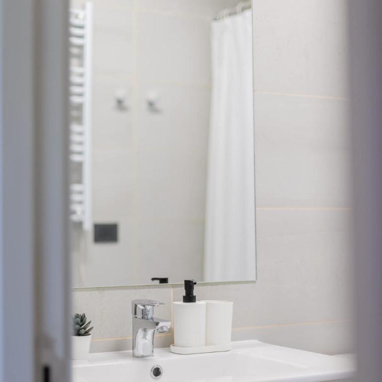 Providencia Awaits You 2BR Close to Everything - Apartamento - 24
