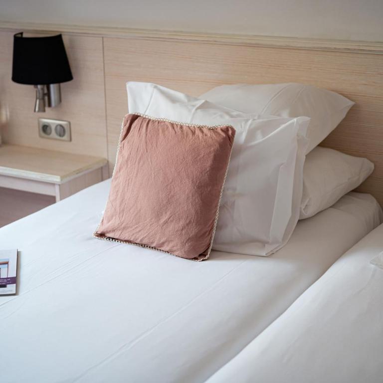 Hôtel Le Rapp - Chambre Familiale - 7