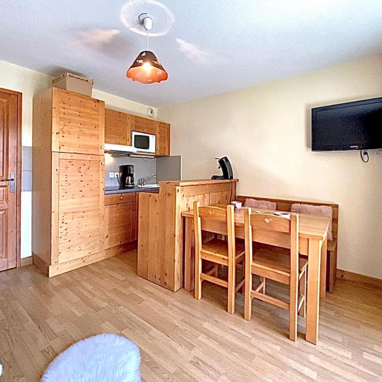 VARS aux pieds des pistes Appartement T2 4 personnes Résidence Le Hameau des Rennes 4 étoiles avec piscine et parking privés - Appartamento con 1 Camera da Letto - 15