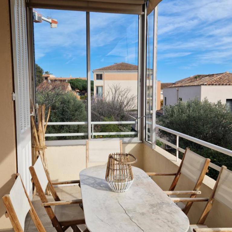 Saint Roch - Three-Bedroom Apartment - 19