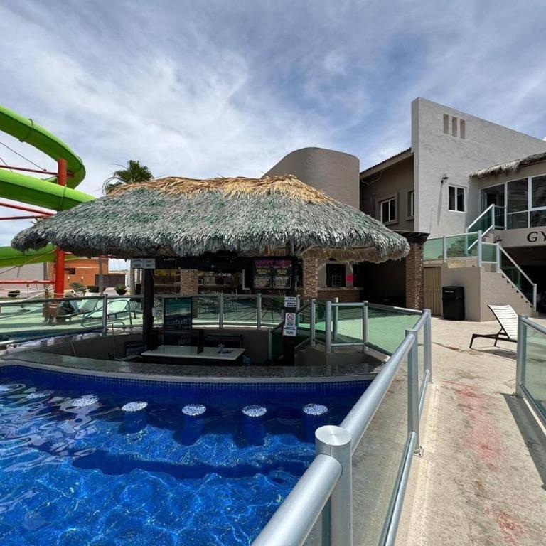 Beachfront Las Palmas D502 - Two-Bedroom Apartment - 3