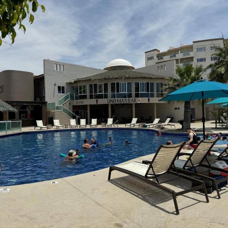 Beachfront Las Palmas D502 - Two-Bedroom Apartment - 11