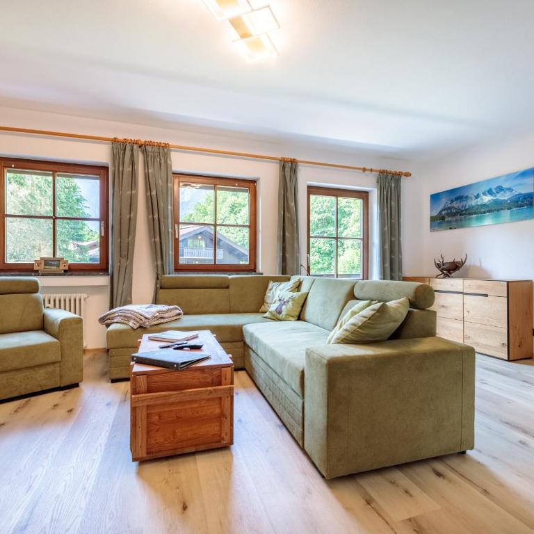 Alpspitzstubn - Ihr Wohlfühlort mit Bergpanorama - Apartment mit Balkon - 1