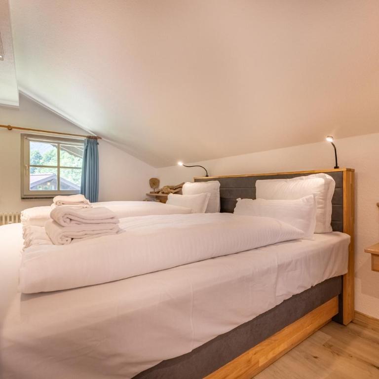 Alpspitzstubn - Ihr Wohlfühlort mit Bergpanorama - Apartment mit Balkon - 2