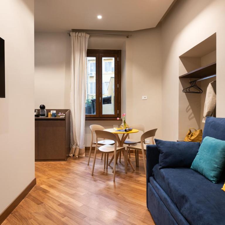 Circle in the Square - Suite con Balcone - 7