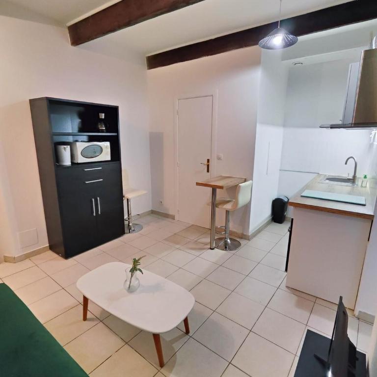 Appartement Climatisé avec Terrasse - Appartement 1 Chambre - 6
