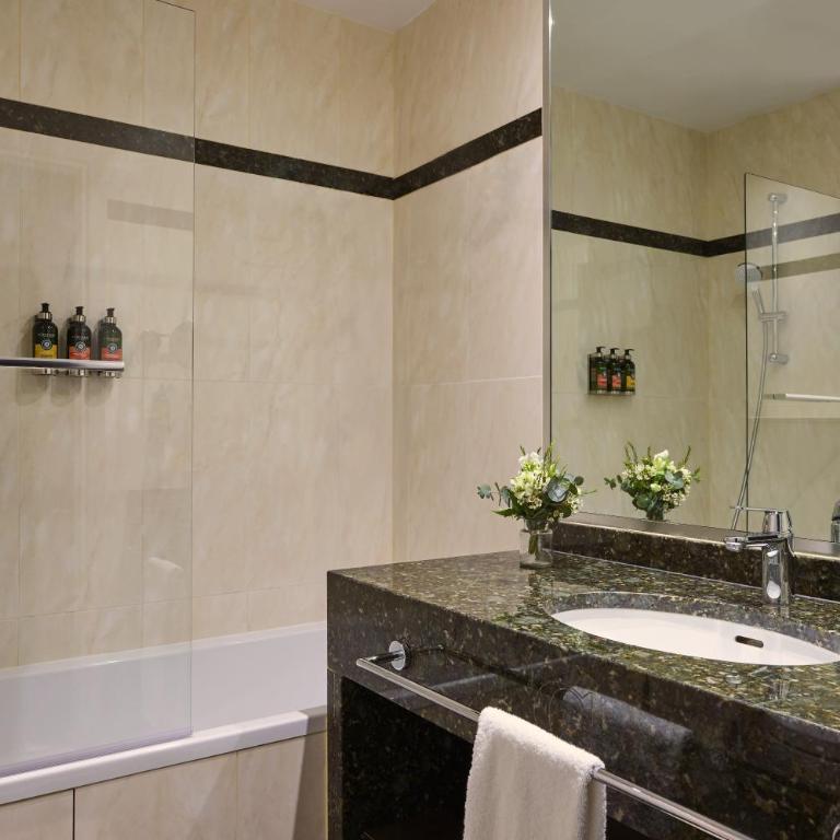 Fraser Suites Le Claridge Champs-Elysées - Suite Exécutive - Vue sur Champs-Élysées - 3