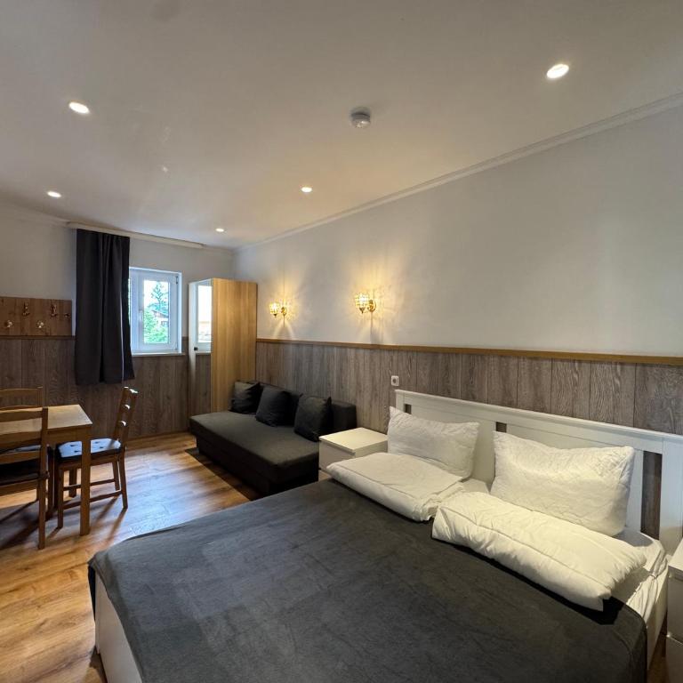 GG Self-Stay - Triple Room - 1