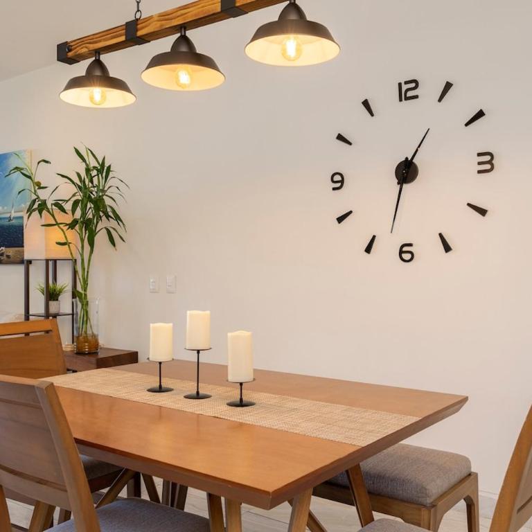 Cozy get away with an incredible Marina Bay view! - Apartamento de 2 dormitorios - 9