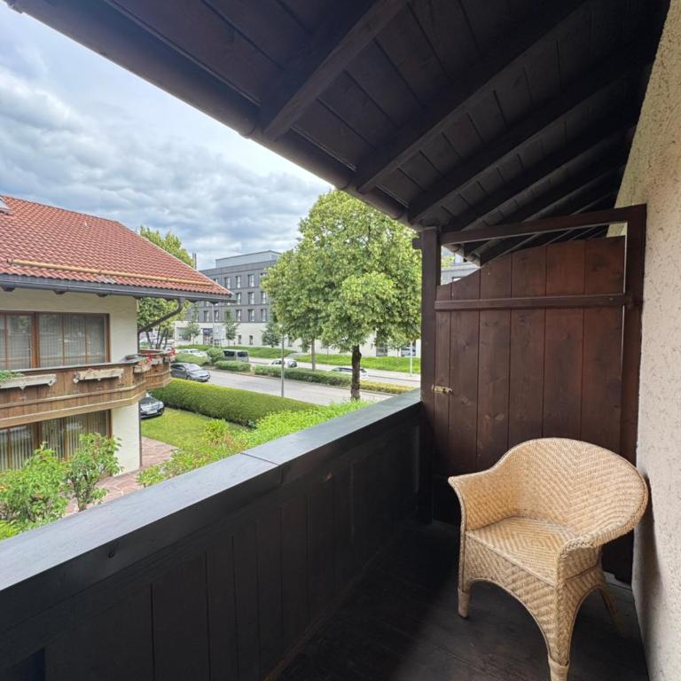 GG Self-Stay - Apartment with Balcony - 5