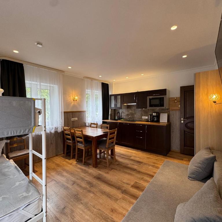 GG Self-Stay - Apartment with Balcony - 1