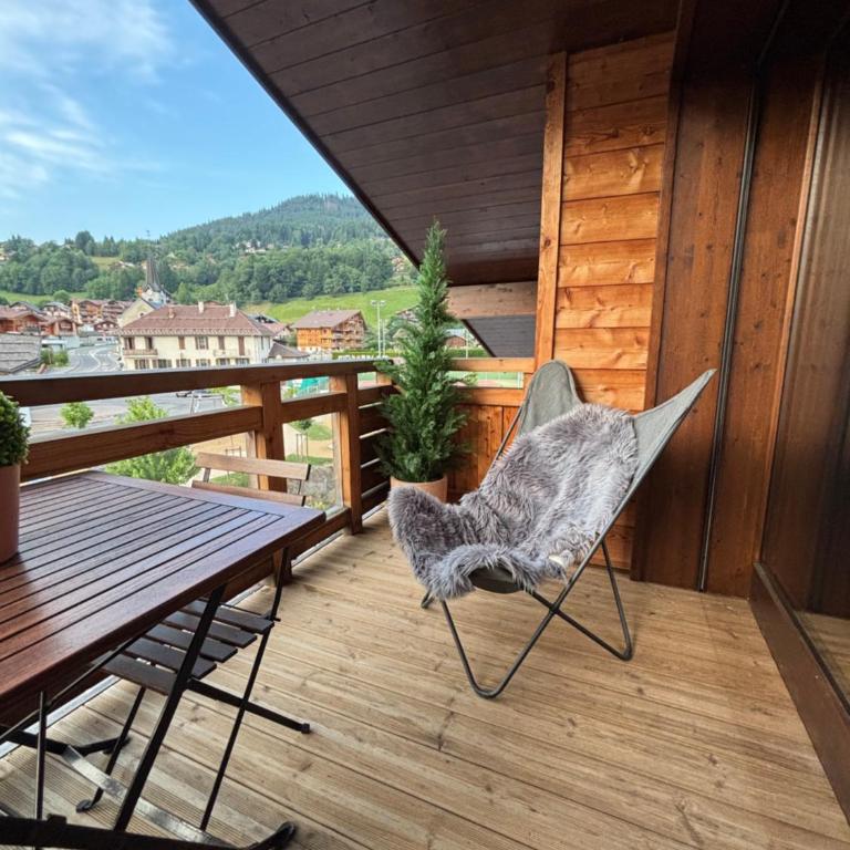 Les Lucioles - Studio - Vue sur Montagne - 11
