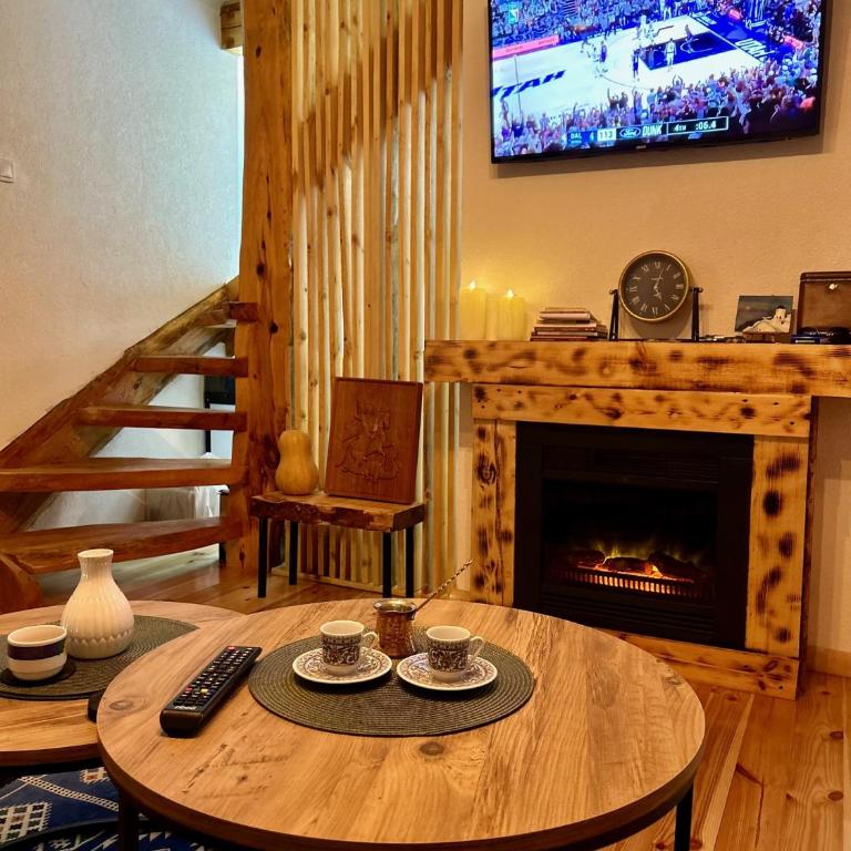Bella Vista - Two-Bedroom House - 11