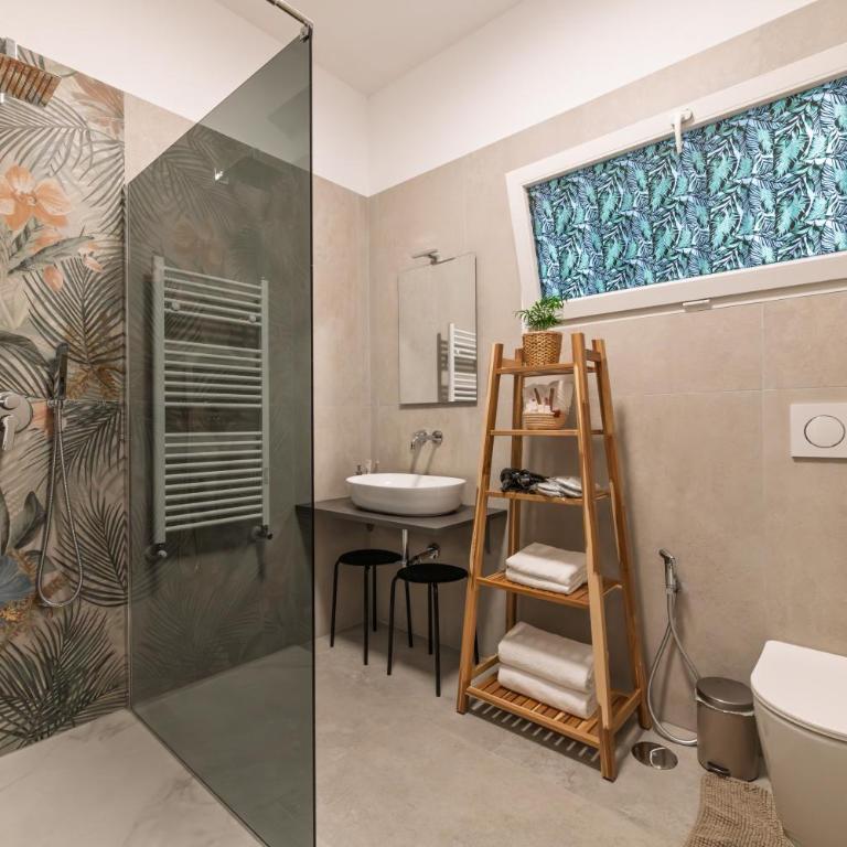 Luxury Jacuzzi Suites Rome - You Rhome - Suite with Hot Tub - 4