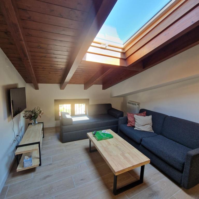 Casa albañil, aptos en la Ribagorza, arte, ciclismo, naturaleza y enoturismo, entre Graus y Torreciudad - One-Bedroom Apartment - 2