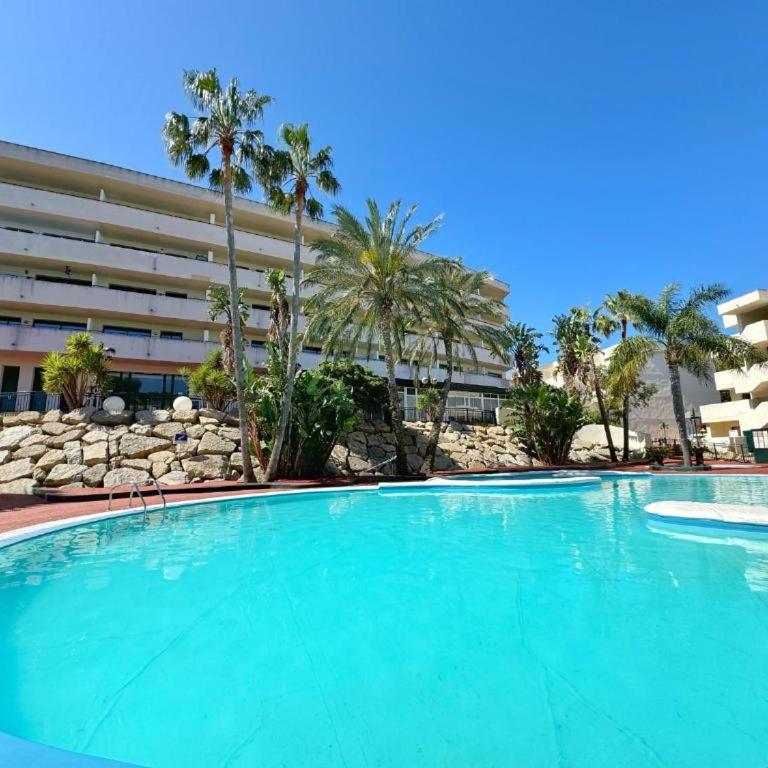 ACOGEDOR APARTAMENTO CON VISTAS PISCINA - Apartment - 1
