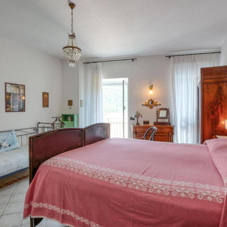2 Bedroom Stunning Apartment In Moneglia - Two-Bedroom Apartment - 8