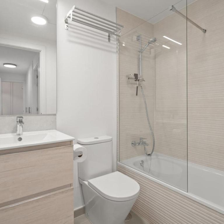Elegant Apartment with Valley Views, Pool & Gym in Oceana Gardens - Apartamento - 13