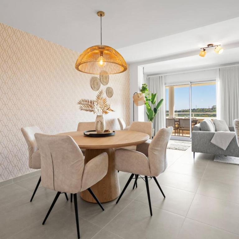 Elegant Apartment with Valley Views, Pool & Gym in Oceana Gardens - Apartamento - 21