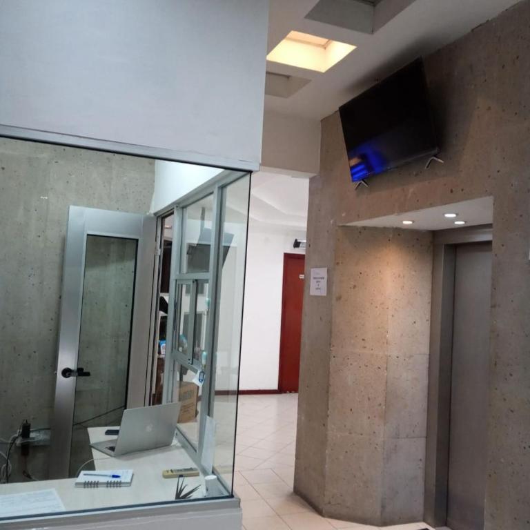 Habitacion disponible en centro de Monterrey - Double or Twin Room - 10