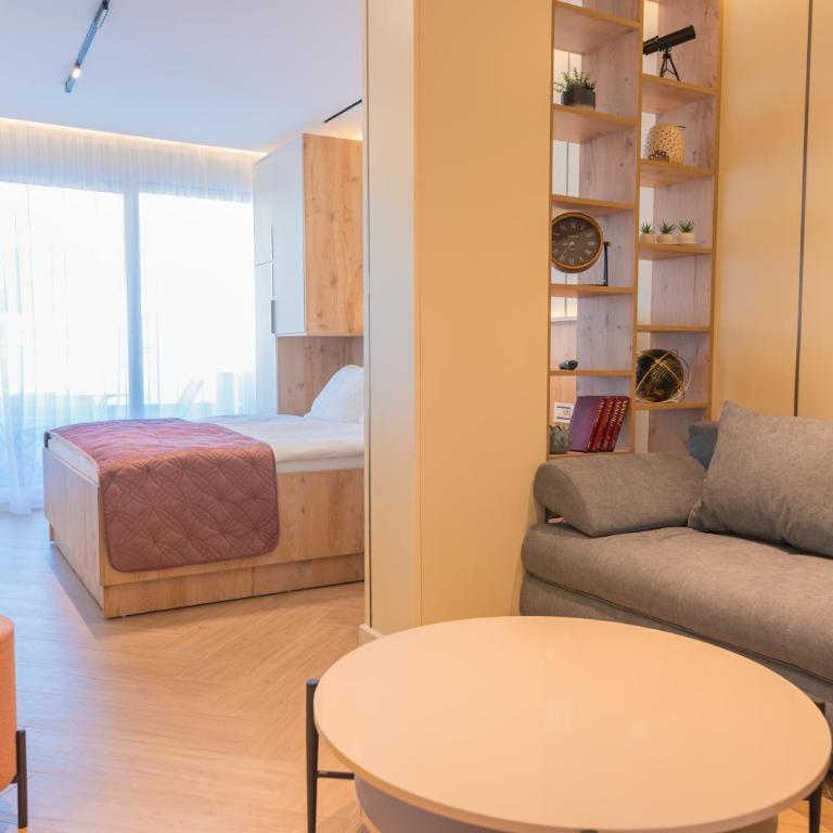Guesthouse Sidro - Deluks Dvokrevetna Soba sa Bračnim Krevetom i Balkonom - 2