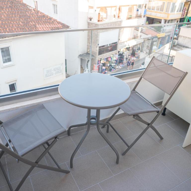Guesthouse Sidro - Deluks Dvokrevetna Soba sa Bračnim Krevetom i Balkonom - 8