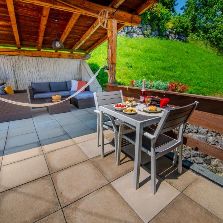 Chalet spa avec terrasses et vue panoramique - Apartment mit 2 Schlafzimmern - 98