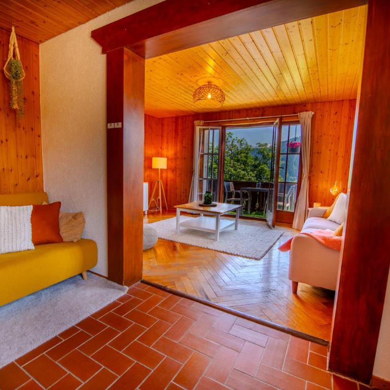 Chalet spa avec terrasse et vue alpine - Apartment mit 2 Schlafzimmern mit Balkon und Terrasse - 29