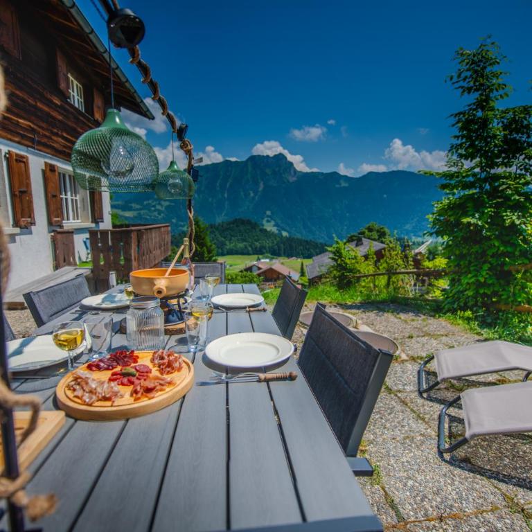 Chalet spa avec terrasse et vue alpine - Apartment mit 2 Schlafzimmern mit Balkon und Terrasse - 86