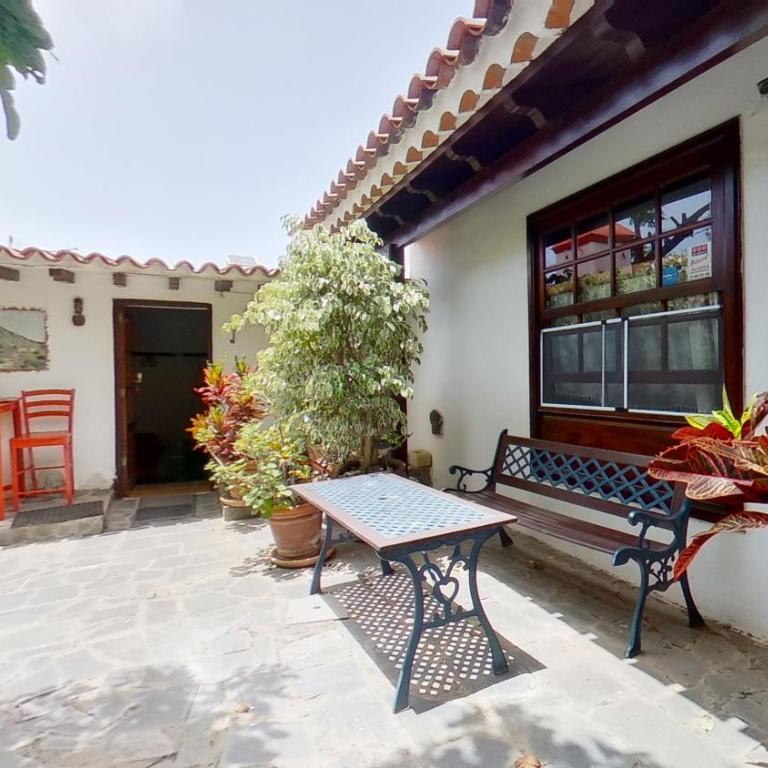 Finca Paraiso Casa Rural Tenerife Ecoturismo - Habitación Doble Deluxe con acceso a la piscina - 1 o 2 camas - 11