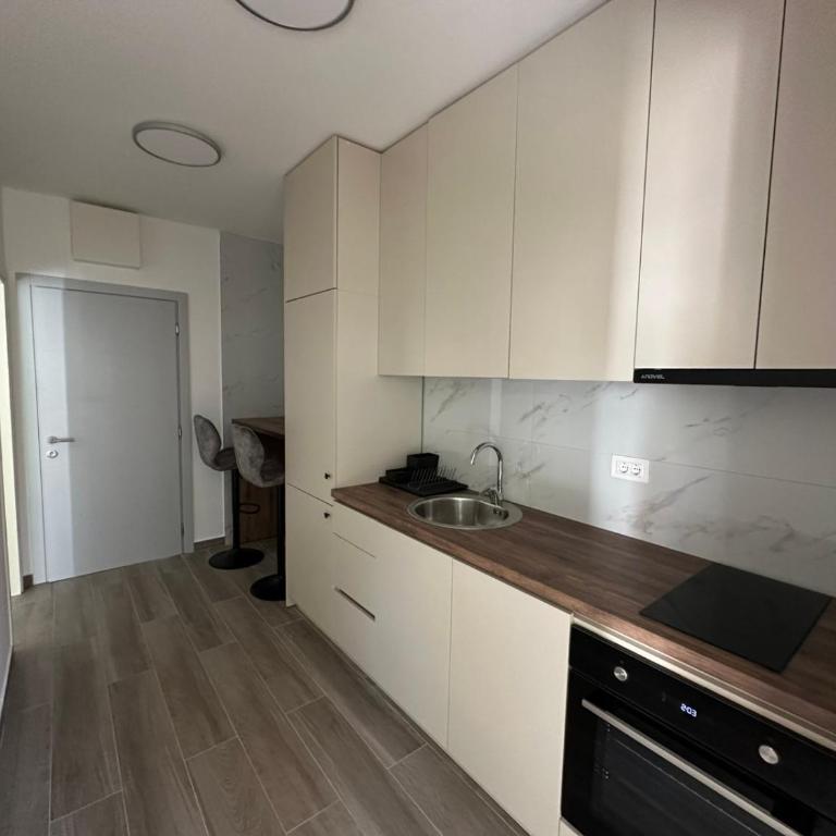 Apartman Aki 2 - Apartman sa 1 Spavaćom Sobom - 4