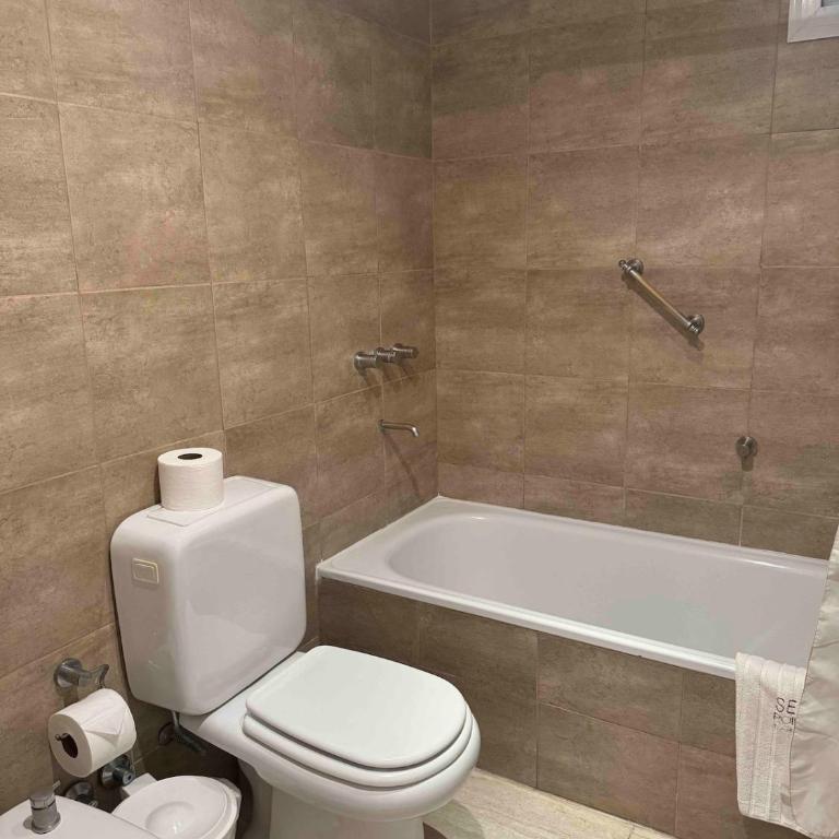 Departamento exclusivo en Carilo a metros de la playa - Apartamento de 1 dormitorio - 2