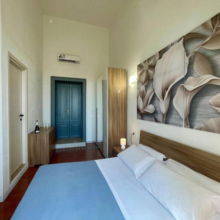 Onlyrooms V - Portside & Train Station - Double Room with Sea View - 14