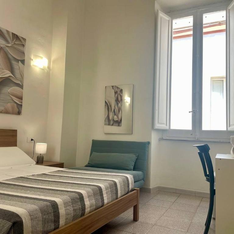 Onlyrooms V - Portside & Train Station - Double Room with Private Bathroom - 7