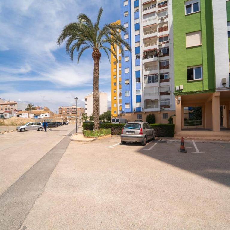 Refugio Naranja - Three-Bedroom Apartment - 18
