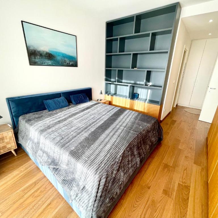 Melania - Three-Bedroom Apartment - 5