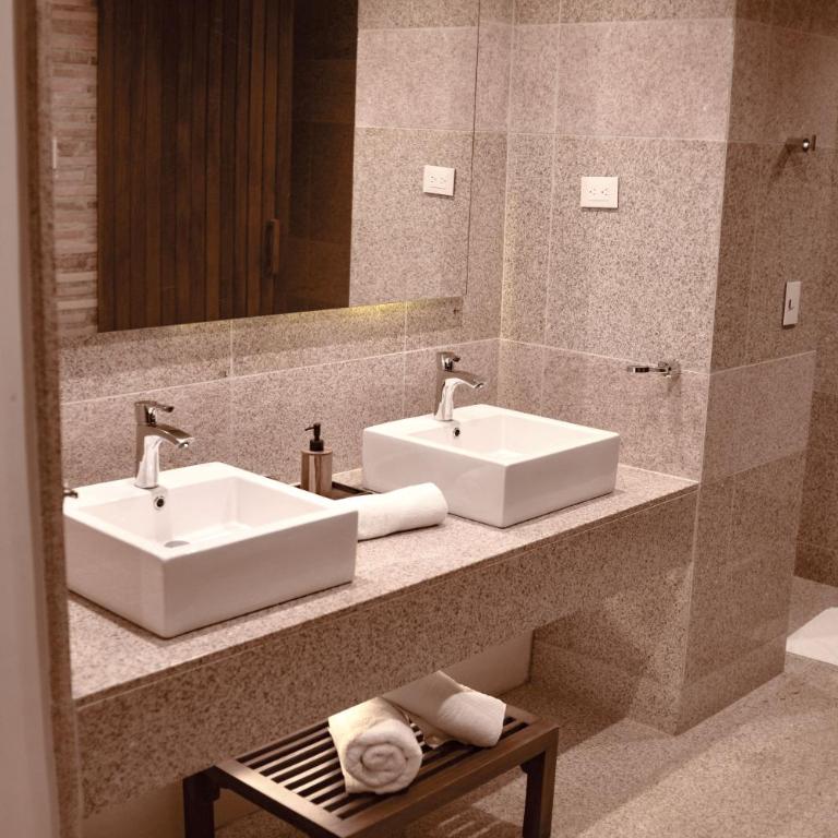 Castillete Hotel & Beach Club - Suite Deluxe con vistas al mar - 6