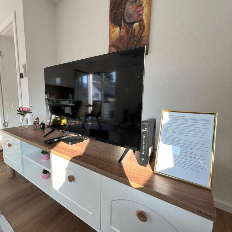 Luxe Urban Apartments Ilidza - Apartman sa 3 Spavaće Sobe i Balkonom - 11