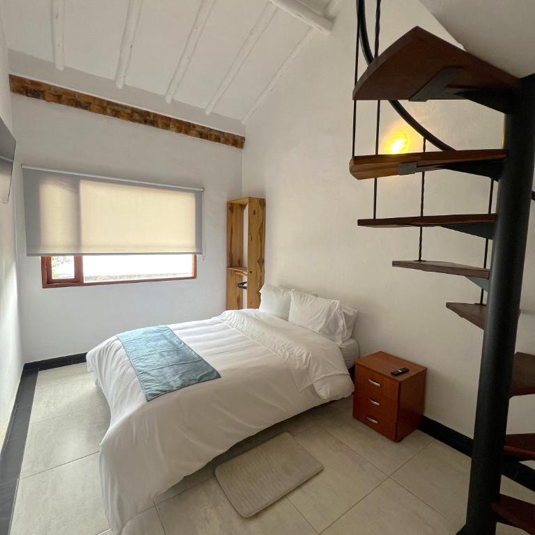 Hotel Villa Macondo - Classic Quadruple Room - 2