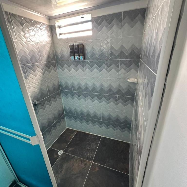 Cine bajo las estrellas - One-Bedroom House - 3