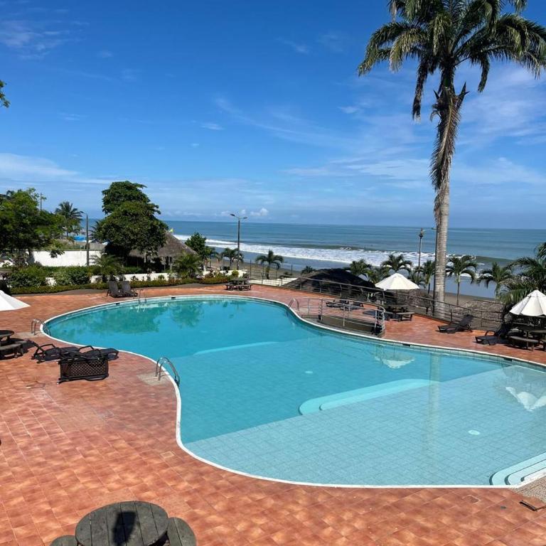 Penthouse frente al mar - Three-Bedroom Apartment - 16