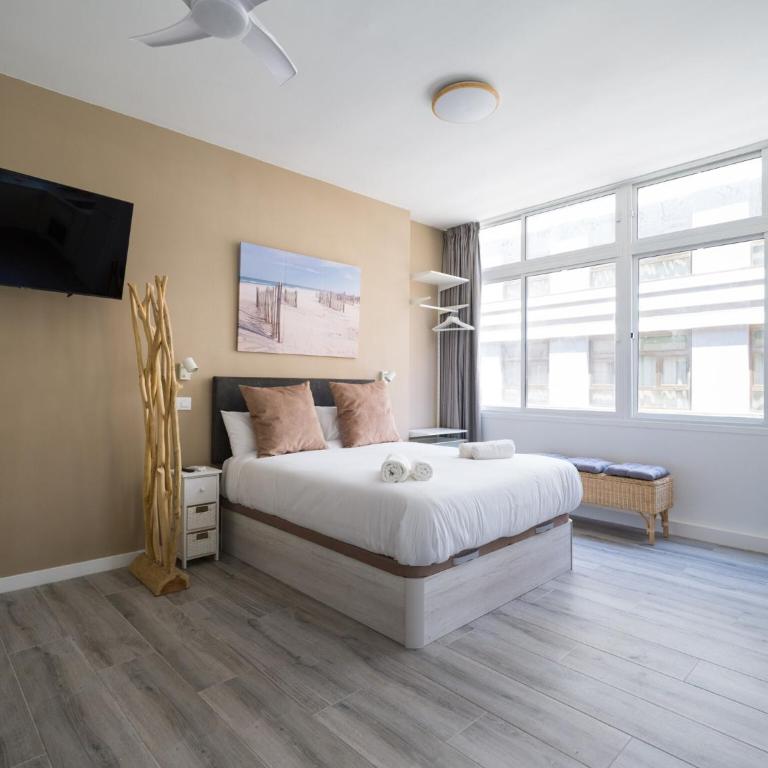 Apartment in Las Palmas near Las Canteras Beach - Casa - 7