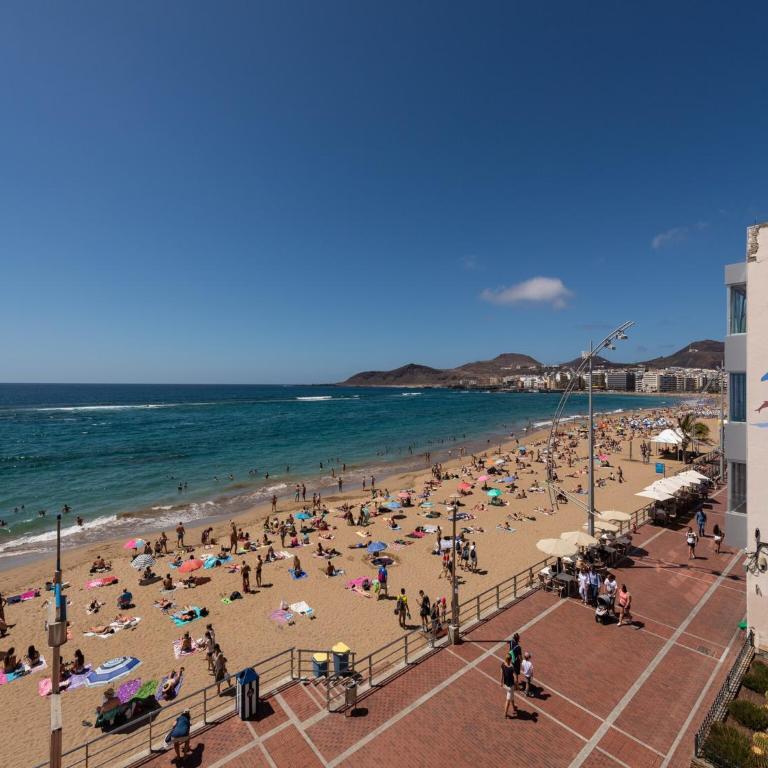 Apartment in Las Palmas by Las Canteras Beach - Apartamento - 36