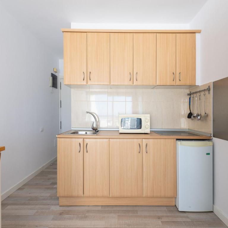 Apartment in Las Palmas by Las Canteras Beach - Apartamento - 3