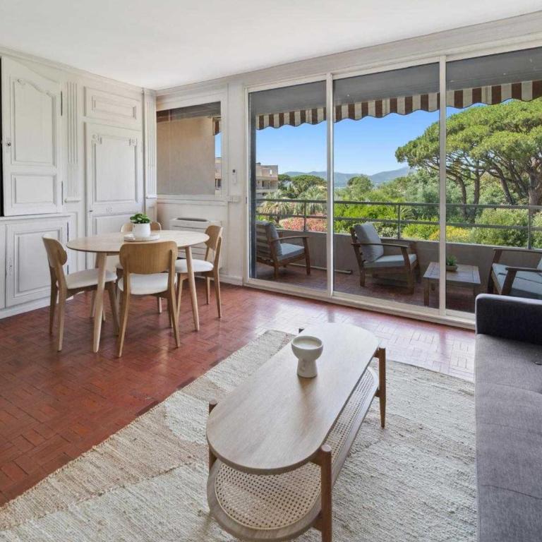 Apt 2BR 4P - Balcony & 5min to Beach Saint-Tropez - Apartamento - 13