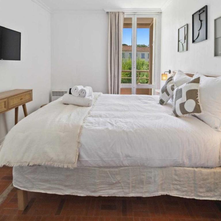 Apt 2BR 4P - Balcony & 5min to Beach Saint-Tropez - Apartamento - 3